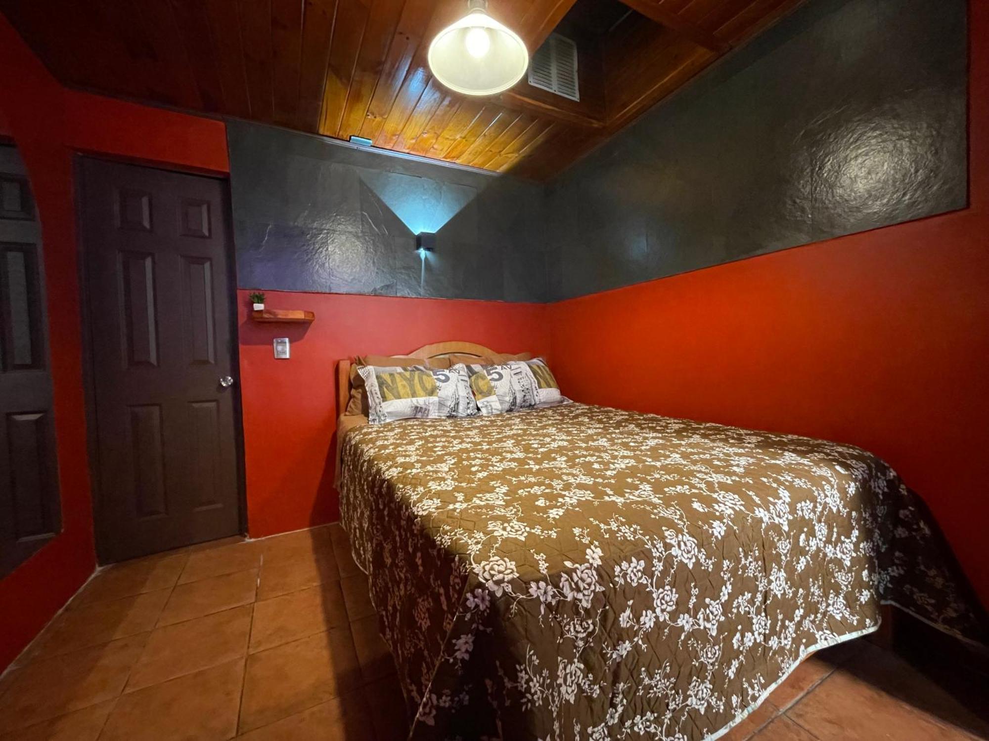 Residencial Don Santiago Bed & Breakfast Talca  Exterior photo